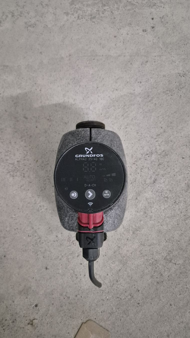 Grundfos Chauffage: Grundfos Alpha 2 25-40 – D'occasion à Oberägeri par Timka111