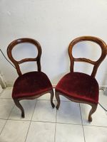 2 antike Stühle