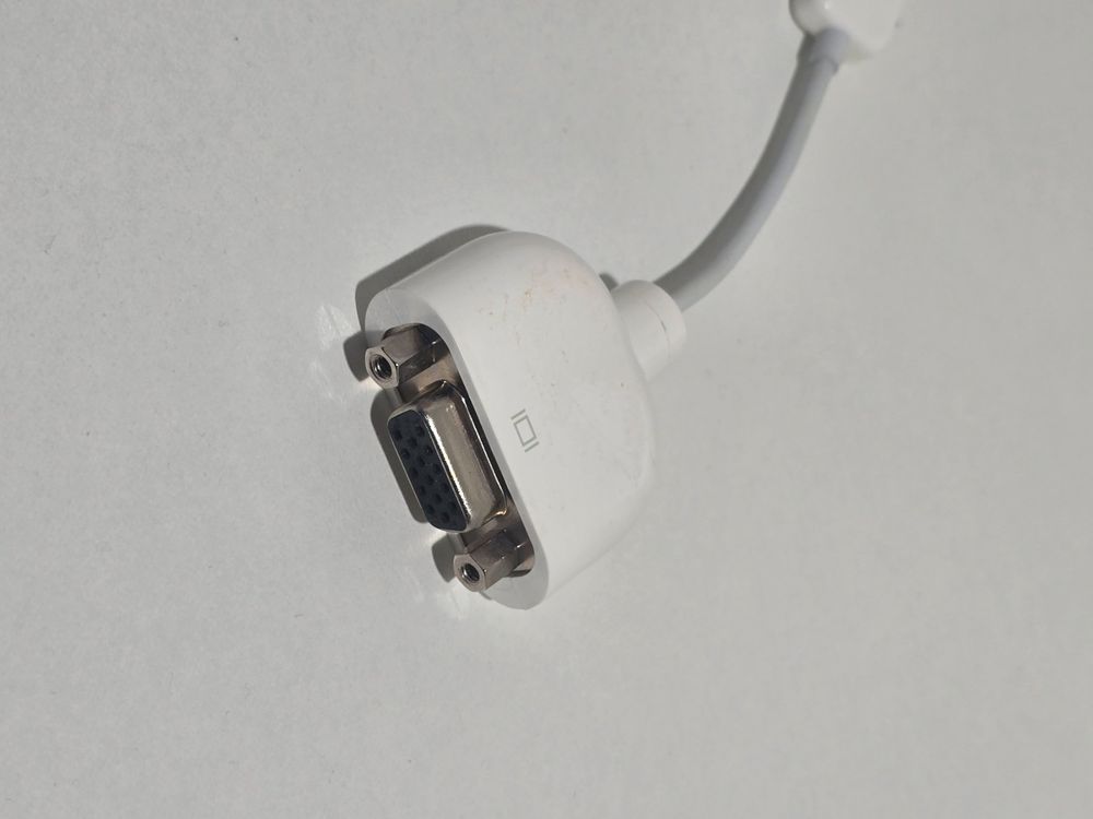 Apple Lecteurs & Adaptateurs: Apple Mini DisplayPort auf VGA Adapter - Top Zustand! – D'occasion à Zürich par H.Orion 2