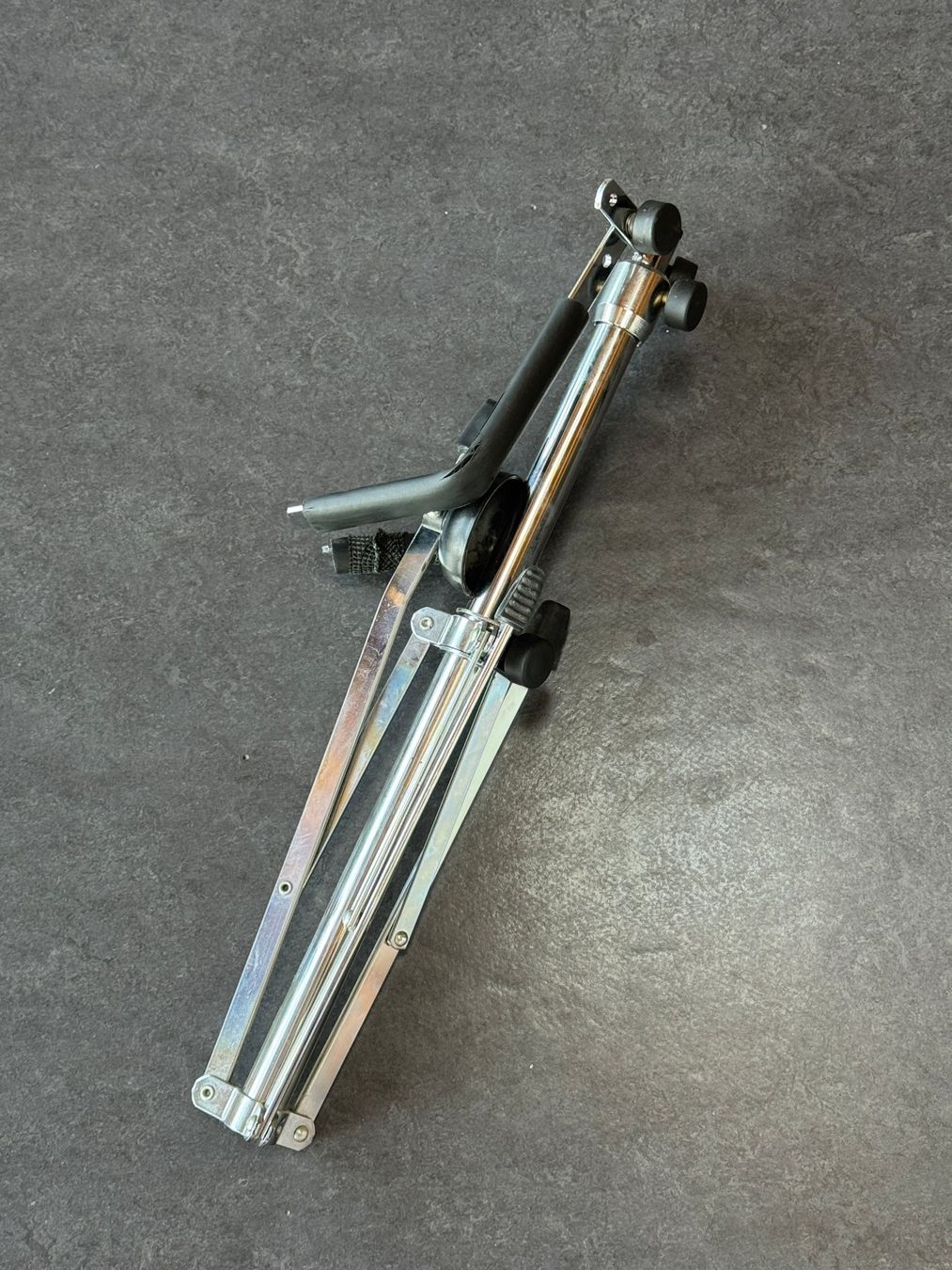 Strumenti musicali: Kontrabass-Ständer, klappbar – Usato da Baar venduto da qsi2005 1