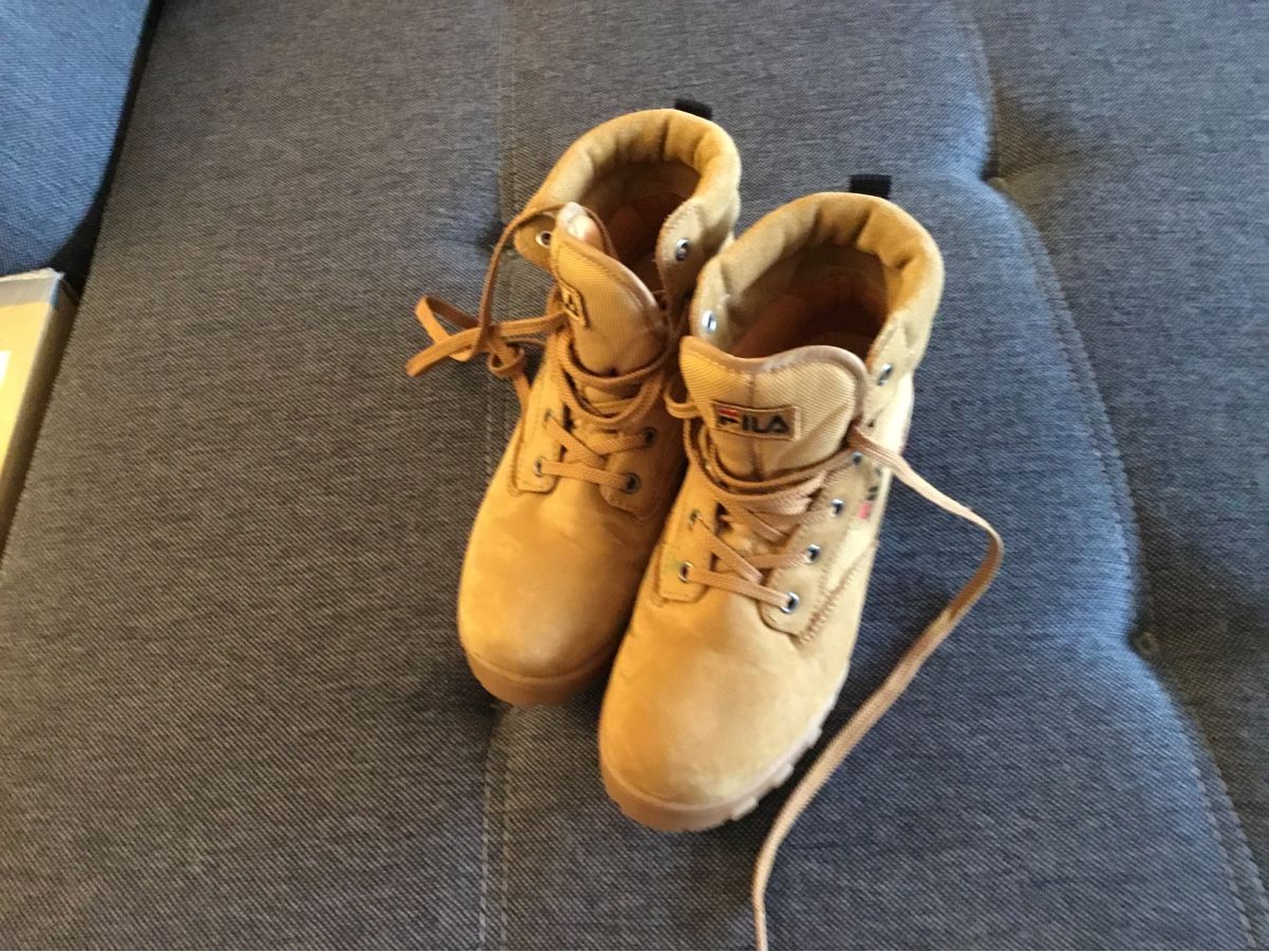 Scarpe da uomo: Fila Schuhe Gr 40 – Usato da Endingen venduto da Warlock
