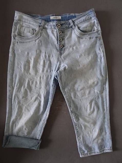 Jeans: Hose Jeans 3/4 lang Gr. L/40-42 – Usato da Bazenheid venduto da Aebi55