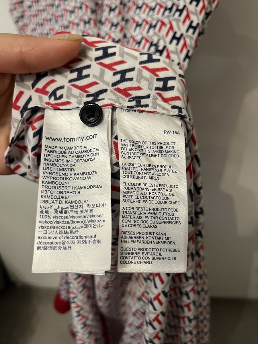 Tommy Hilfiger Vestiti: Robe élégante de Tommy Hilfiger taille S/M en viscose – Nuovo (secondo la descrizione) da Aigle venduto da sow_m7gm 8