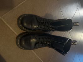 Stivaletti Dr. Martens neri pelle usati buone condizioni
