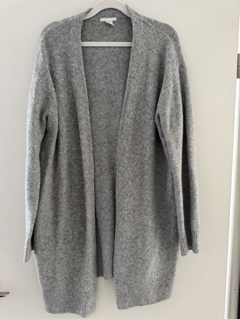 H&M Strickjacke, hellgrau, Grösse M