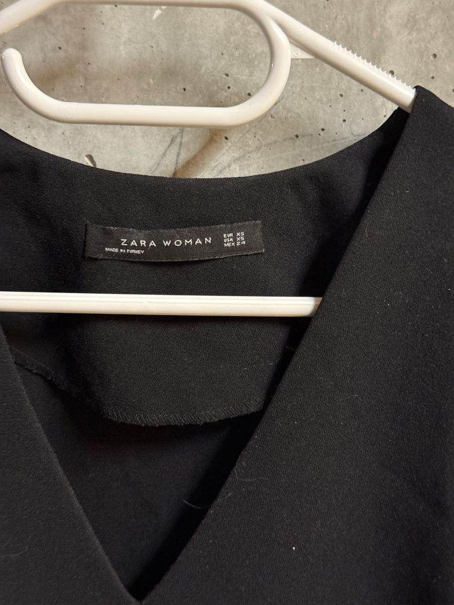 Zara Top: Haut avec franges  – Usato da Monthey venduto da sen_6ckr 1