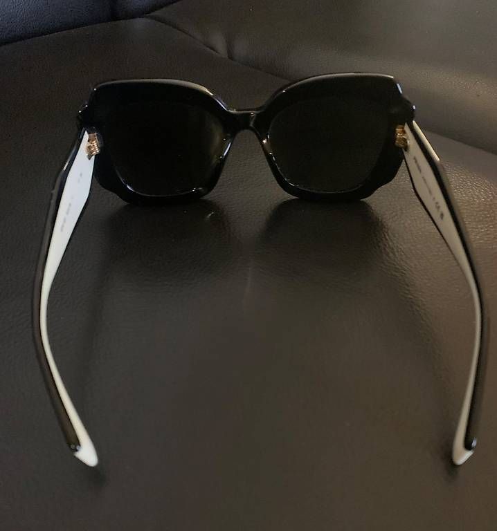 Occhiali & Lenti: Prada Sonnenbrille – Usato da Bern venduto da Nici2210 1