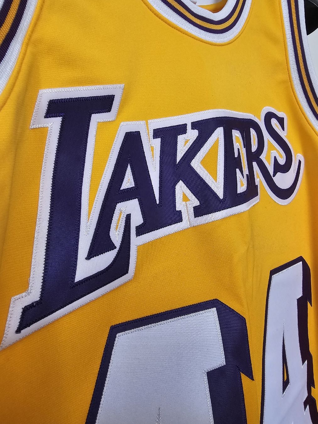Mitchell & Ness Canottiere & Pantaloni: 100% AUTHENTIC MITCHELL & NESS 71/72 JERRY WEST LOS ANGELES – Nuovo e nell'imballaggio originale da Lugano venduto da FernandoDC 1