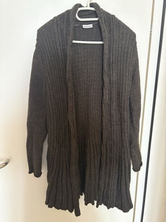 Damen Strickjacke braun lang offenes Design guter Zustand