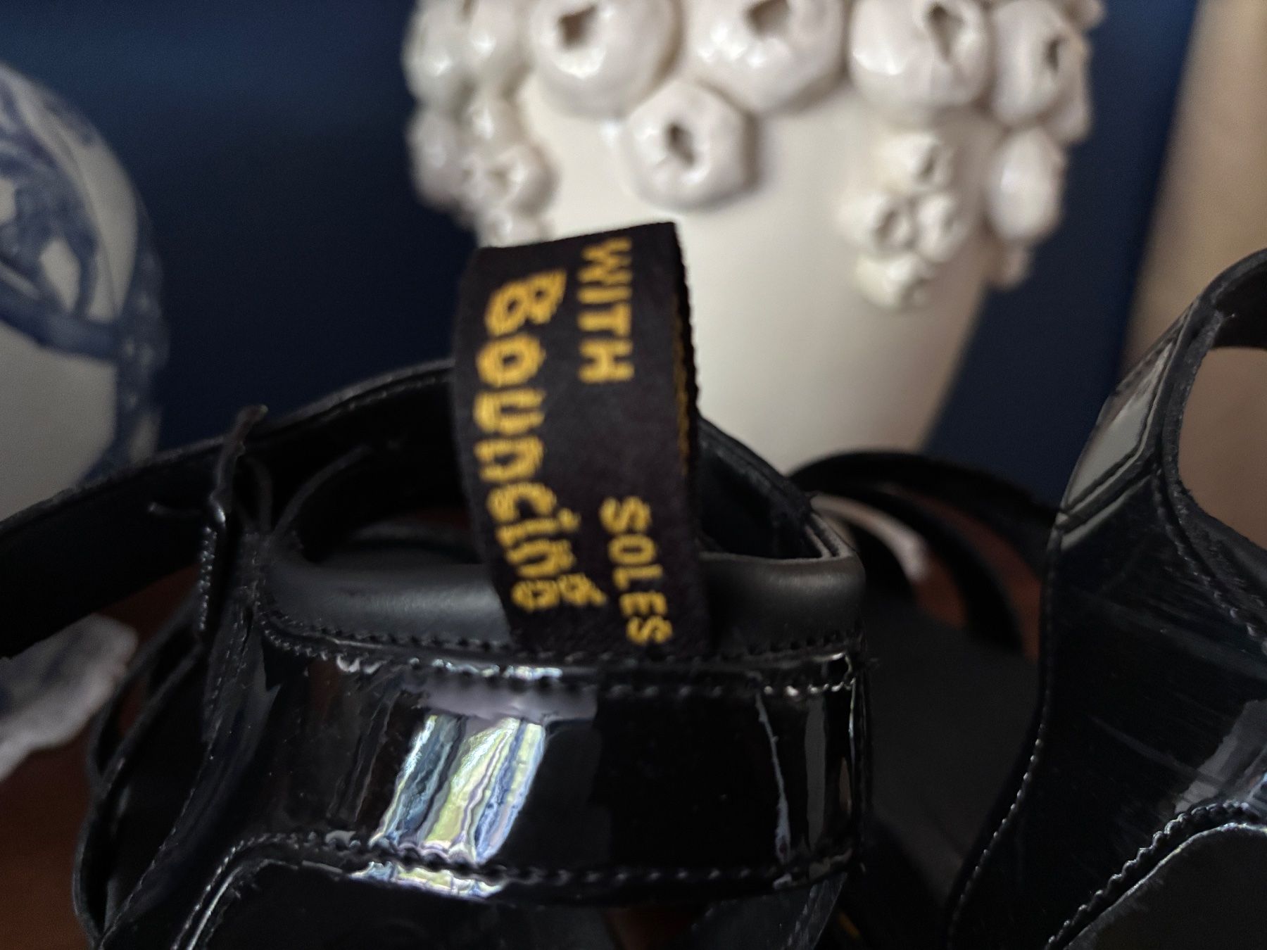 Dr. Martens Damenschuhe: BLAIRE BLACK PATENT LAMPER Schwarz – Gebraucht aus Zürich von STYLEHAUS 5
