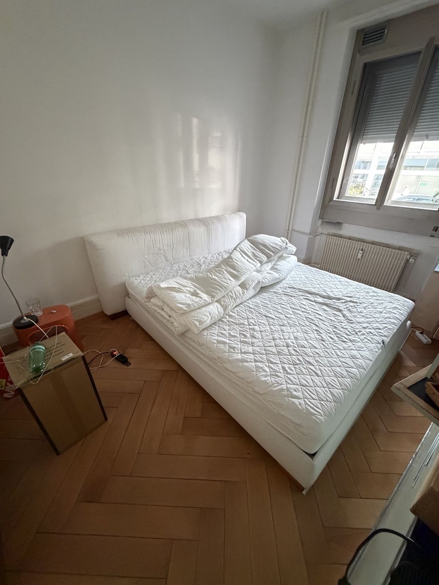 Letti: White double Bed For Free – Usato da Zürich venduto da dav_6z2j 2