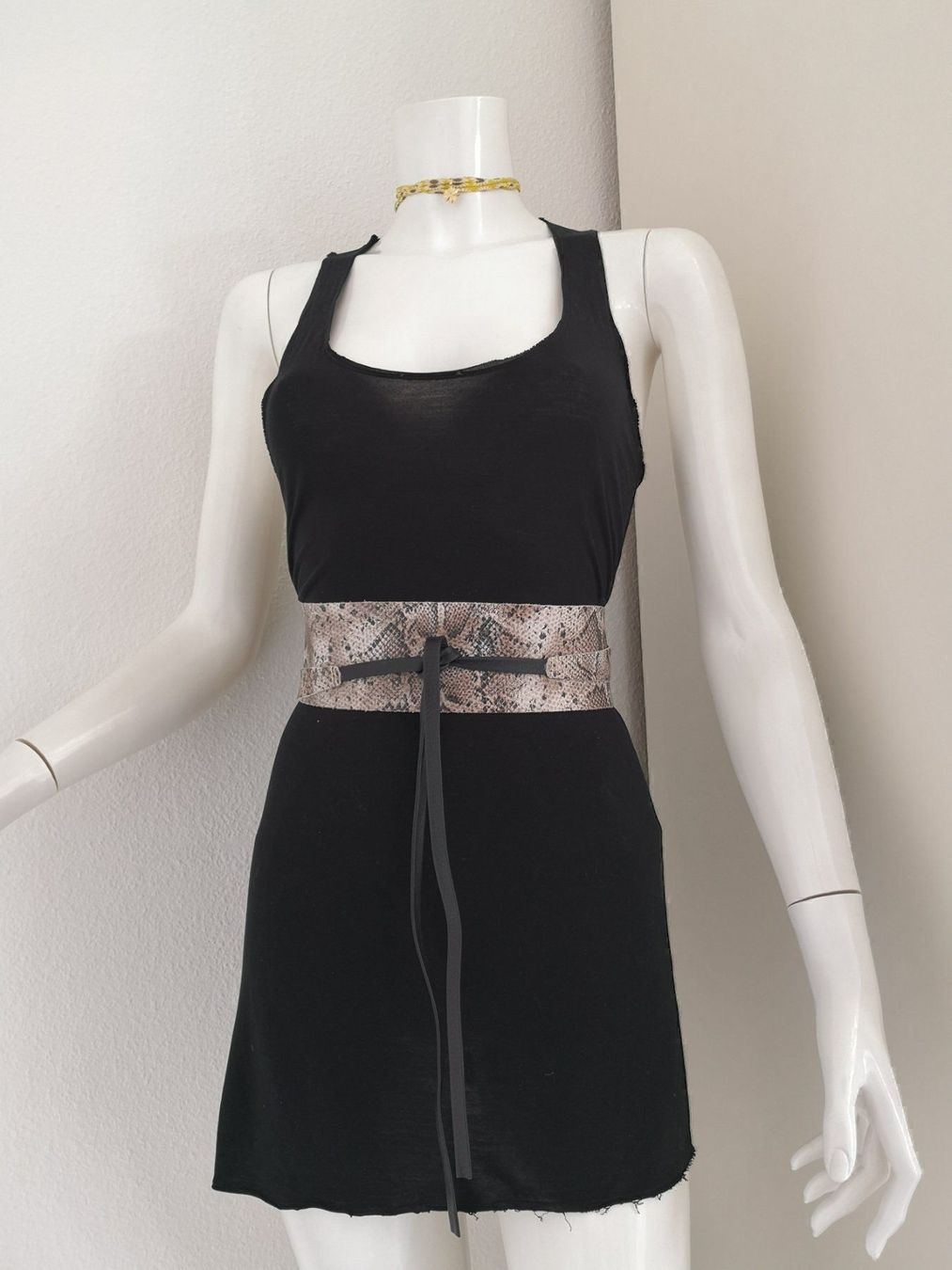 Mango Top: 🤩MANGO TOP SCHWARZ & GUCCI P. – Usato da Olten venduto da Naja-Twins-Twins 2