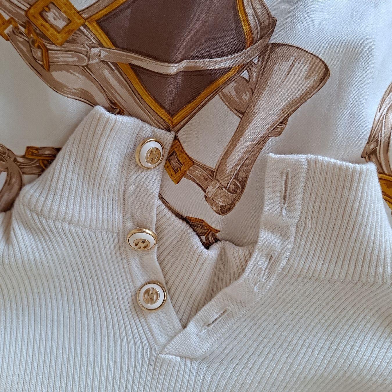 Celine Maglioni & Felpe: Original Celine Paris Pullover Gr. S – Usato da Liestal venduto da Mas-Y-Mas 3