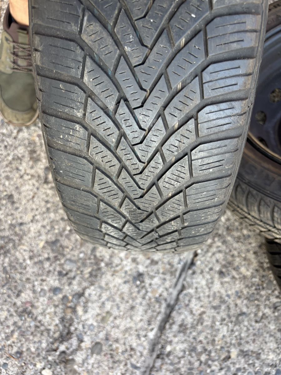 Pneus & Roues: Stahlfelgen mit 185/60R15 T  – D'occasion à Wettingen par Nici1932 9