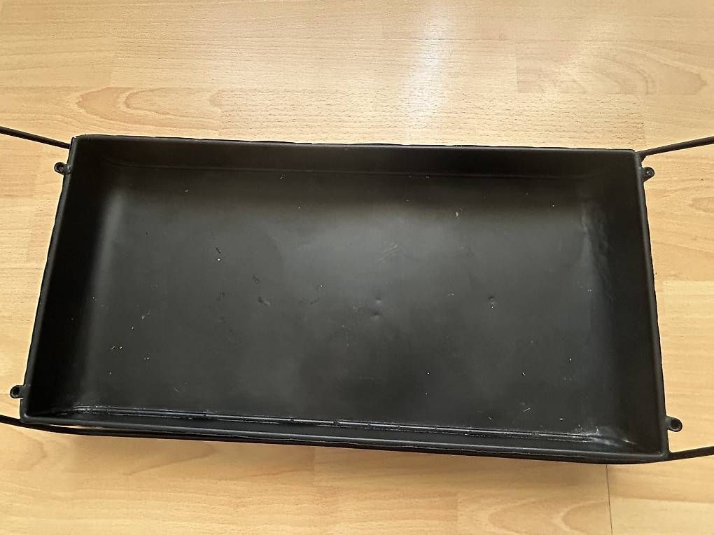 Sonstige Dekorationen & Accessoires: Abstelltablar – Gebraucht aus Berneck von and_99bm 1