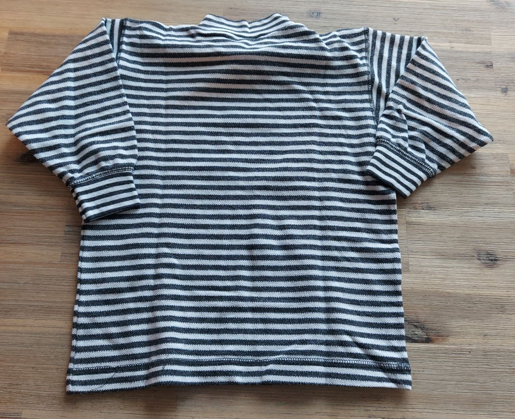 H&M Maglioni & Felpe: Gemusterten dünner Pullover Gr. 98 von H&M – Usato da Basel venduto da Sinibini86 1