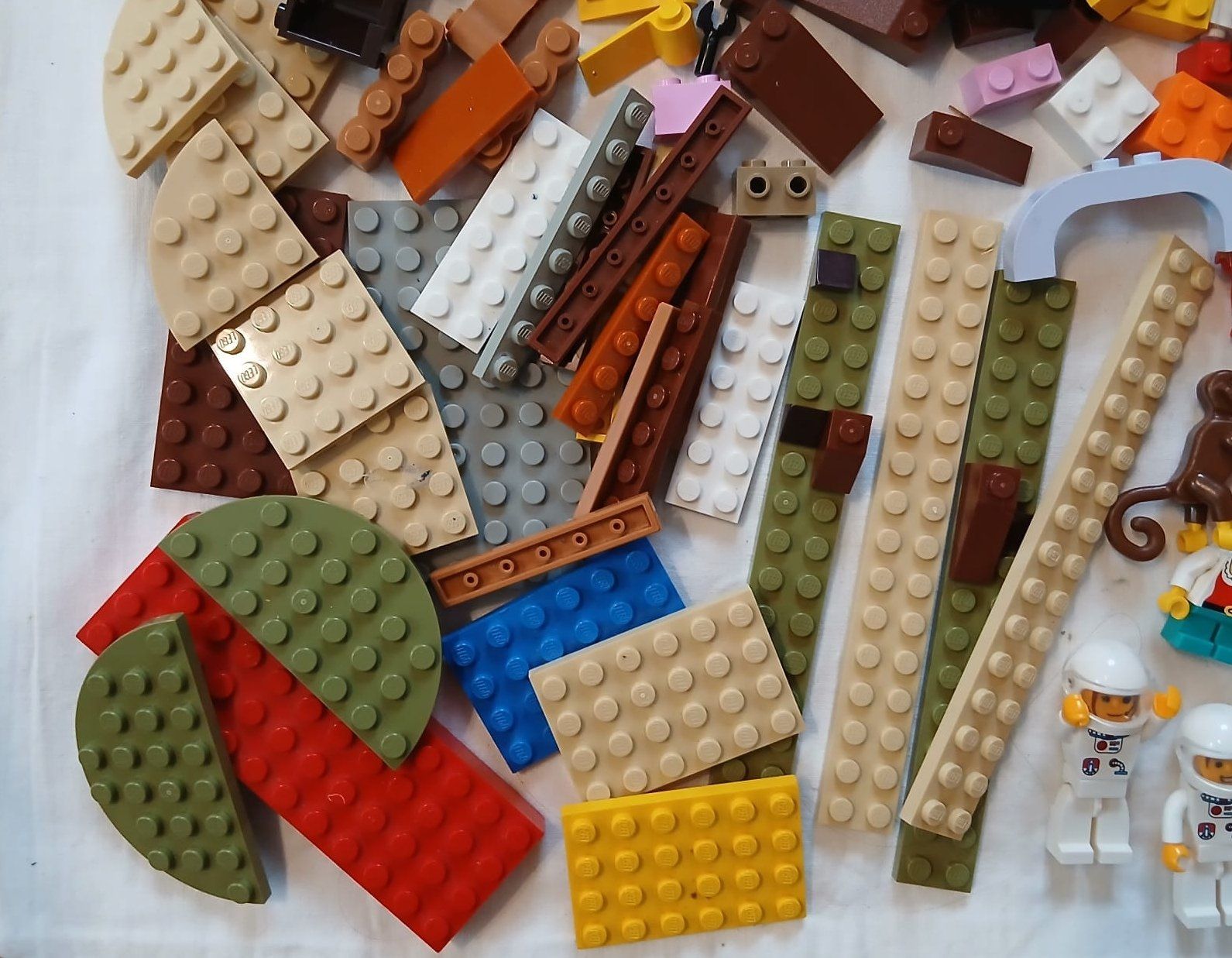 Lego Kit di costruzioni: Kunterbuntes Lego Packet / Set – Usato da Wegenstetten venduto da Aanfr 5