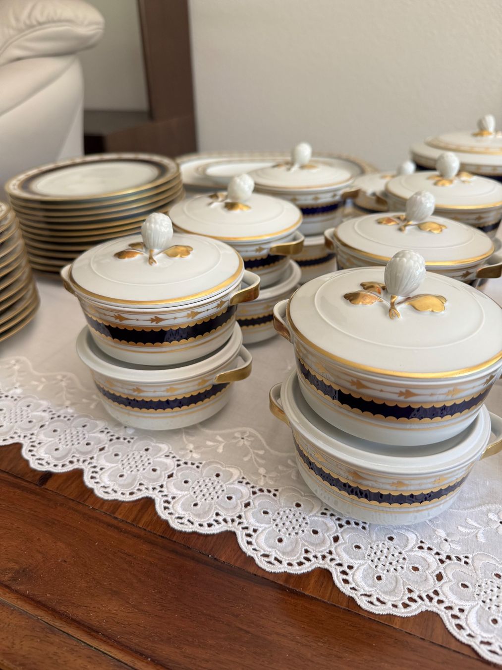 Set di piatti: Tafelservice 12 teilig – Usato da Bern venduto da HayozHayoz 1