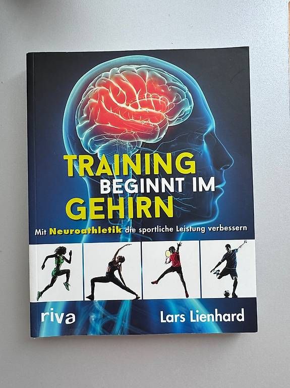 Libri: Training beginnt im Gehirn - Lars Lienhard – Usato da Oberägeri venduto da itssilvan