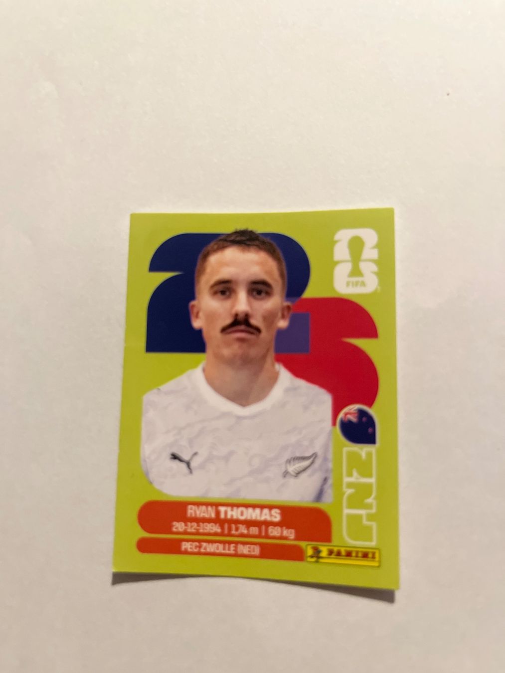 Panini Cartes à collectionner: FIFA World Cup 2026 - Panini; NZL 12 - Ryan Thomas – Neuf (Voir description) à Würenlos par ertanural