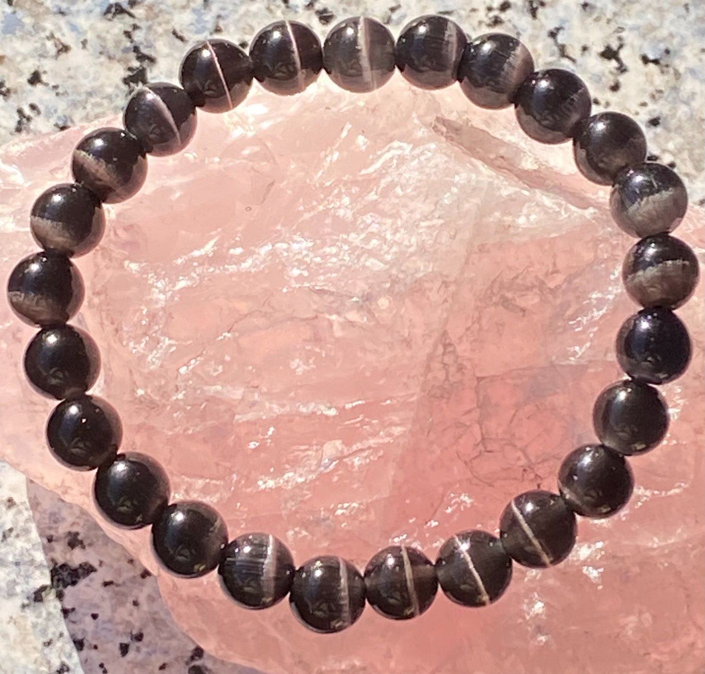 Bracciali & Braccialetti: Armband mit Katzenaugen – Nuovo e nell'imballaggio originale da Matten b. Interlaken venduto da kero71