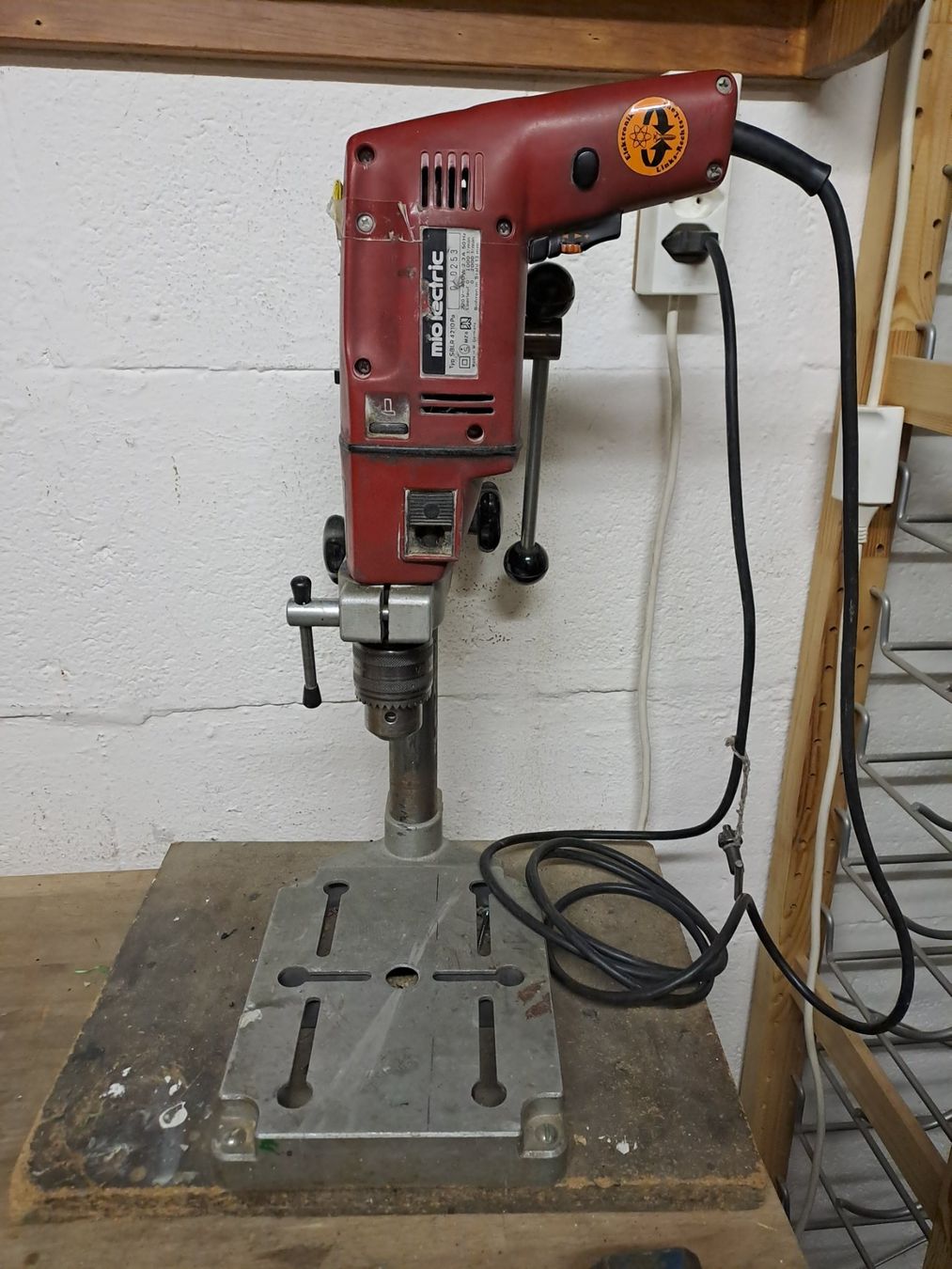 Trapani: Miolectric Bohrmaschine inkl. Ständer – Usato da Würenlos venduto da Mat71