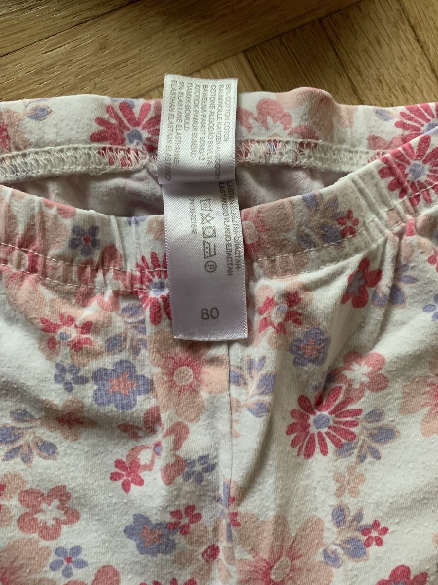 Lotti & Set di vestiti: Mädchen Kleiderpaket Gr. 80, Hose & Pulli Disney – Usato da Meilen venduto da Flockenwirbel 2