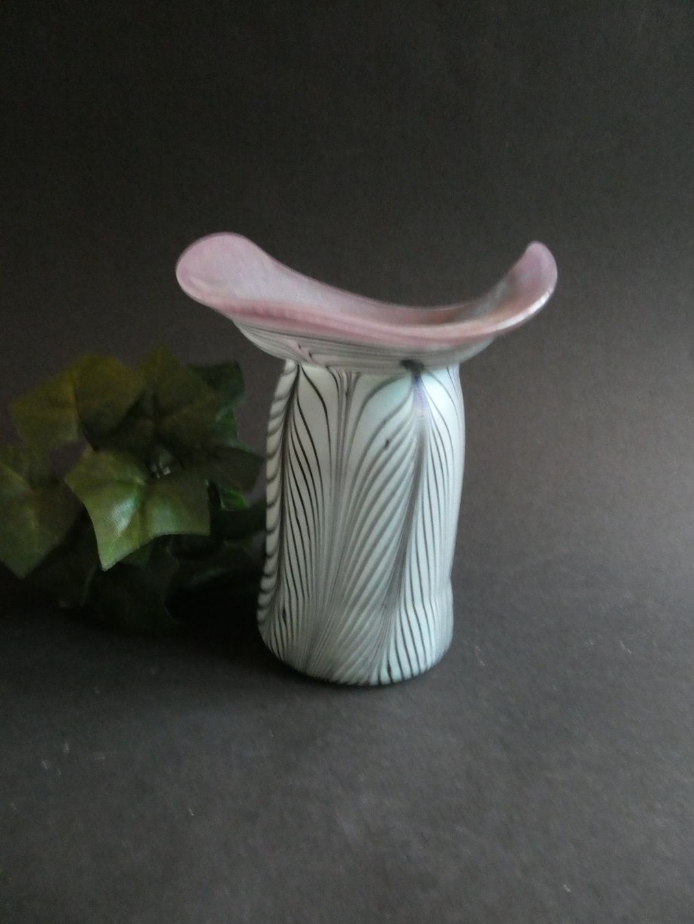 Vasi & Recipienti: Interessante Vase - könnte vom Designer Erwin Eisch sein – Nuovo (secondo la descrizione) da Zürich venduto da ursinas-shop 1