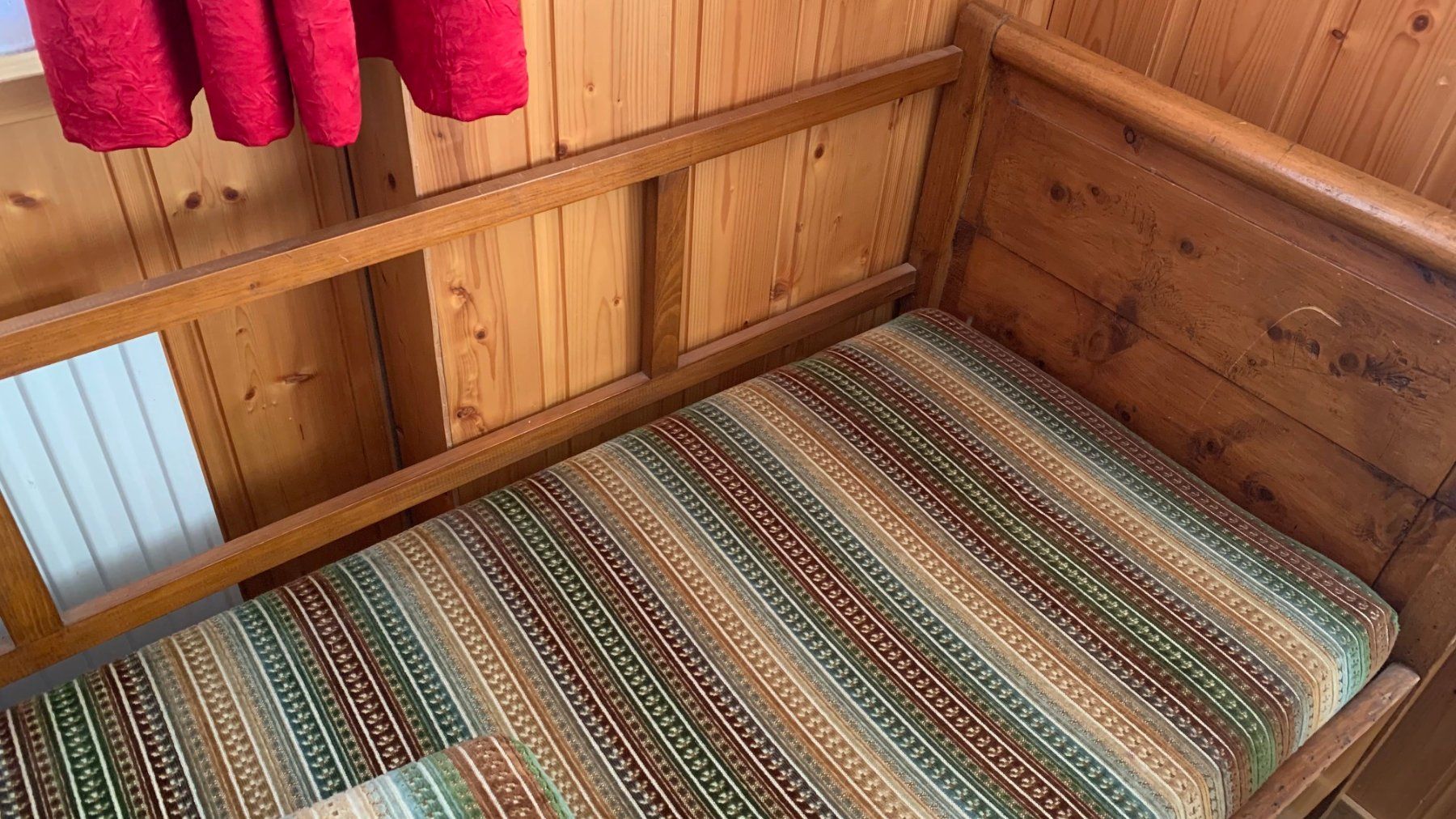 Divani: Sehr altes Sofa – Usato da Frutigen venduto da Gehrihorn 3