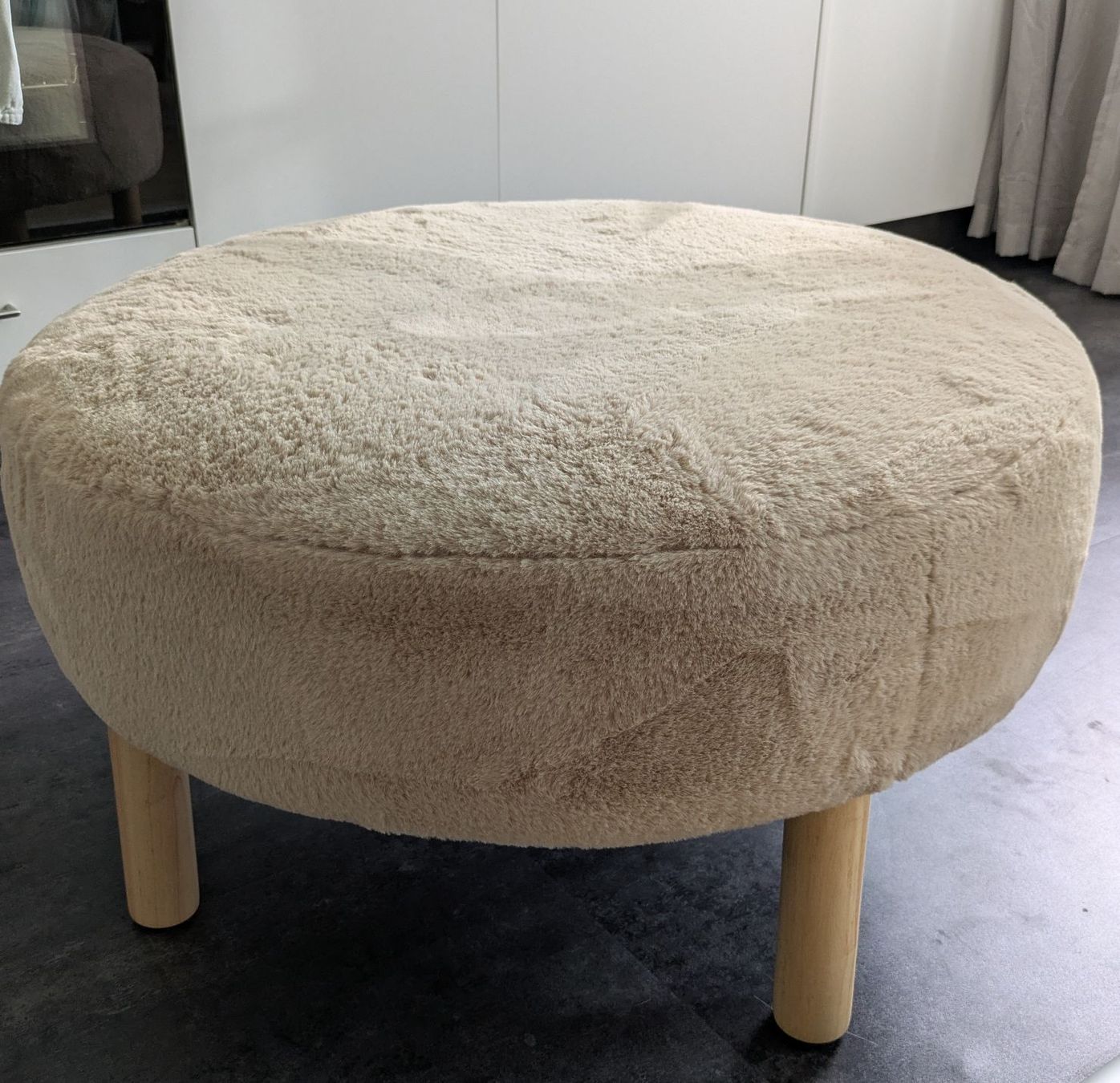 Jysk Sgabelli: Runder Pouf beiger Stoff – Usato da Sommeri venduto da Lili0113