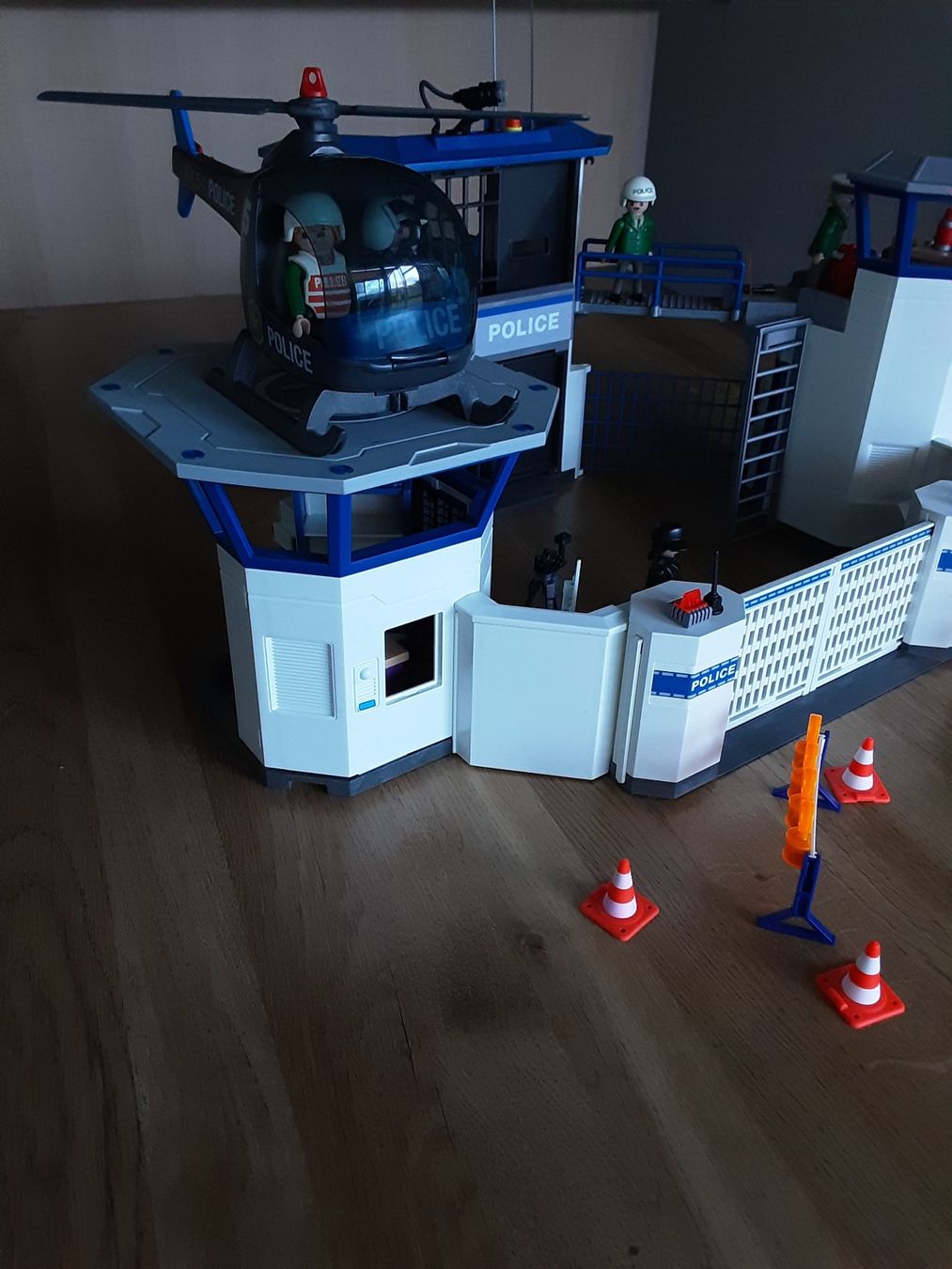 Playmobil Giocattoli: Playmobil Polizeistation – Usato da Unterägeri venduto da KRD7 2