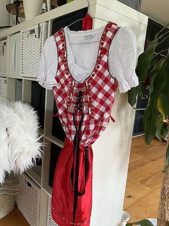 Dirndl, Grösse 36
