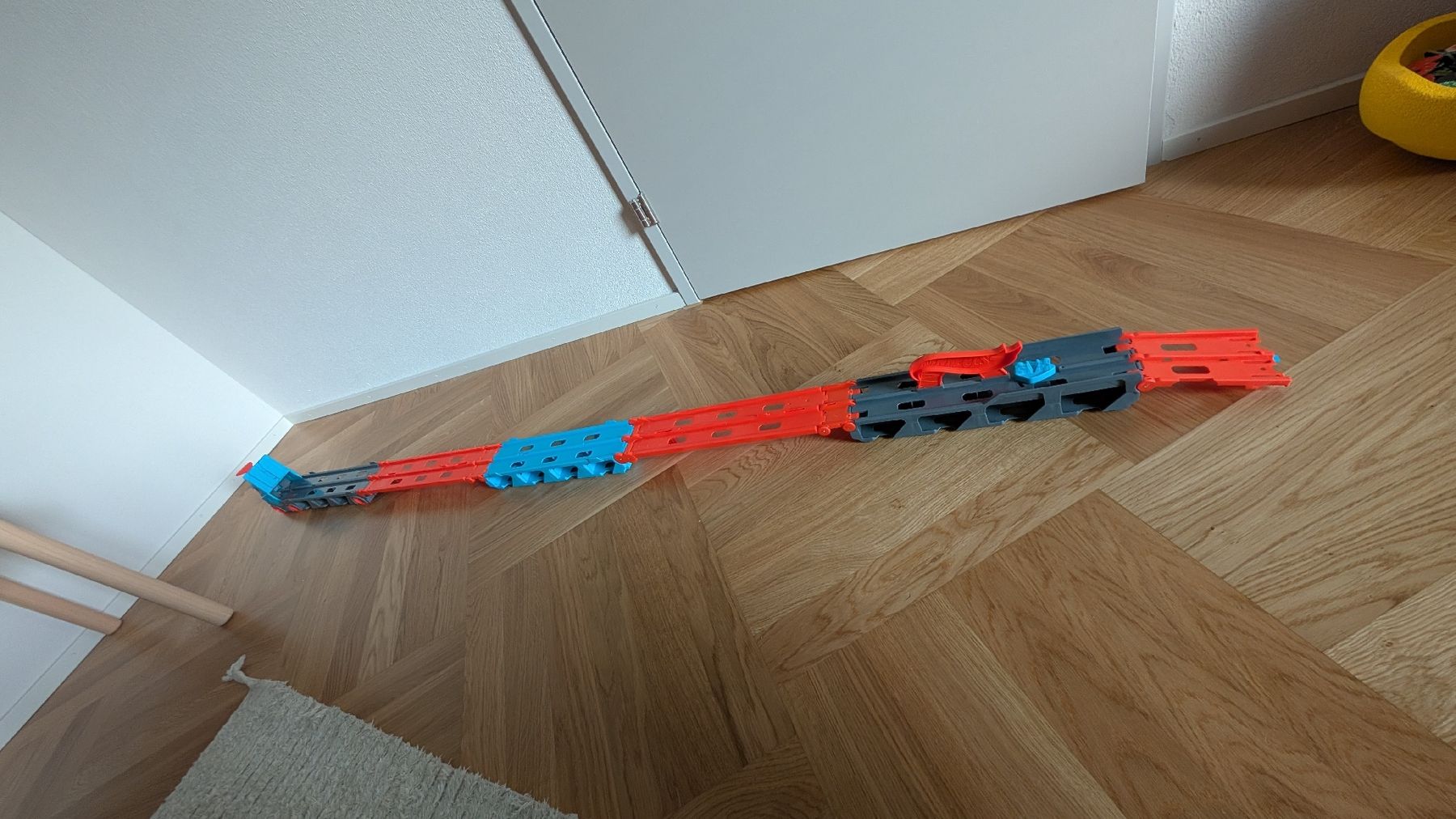 Hot Wheels Spielzeuge: Hotwheels Truck Race – Gebraucht aus Birmensdorf ZH von Panshek 1