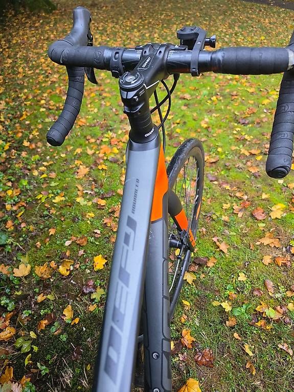 Vélos: Giant Defy  – D'occasion à Zürich par cam_2xn9 2