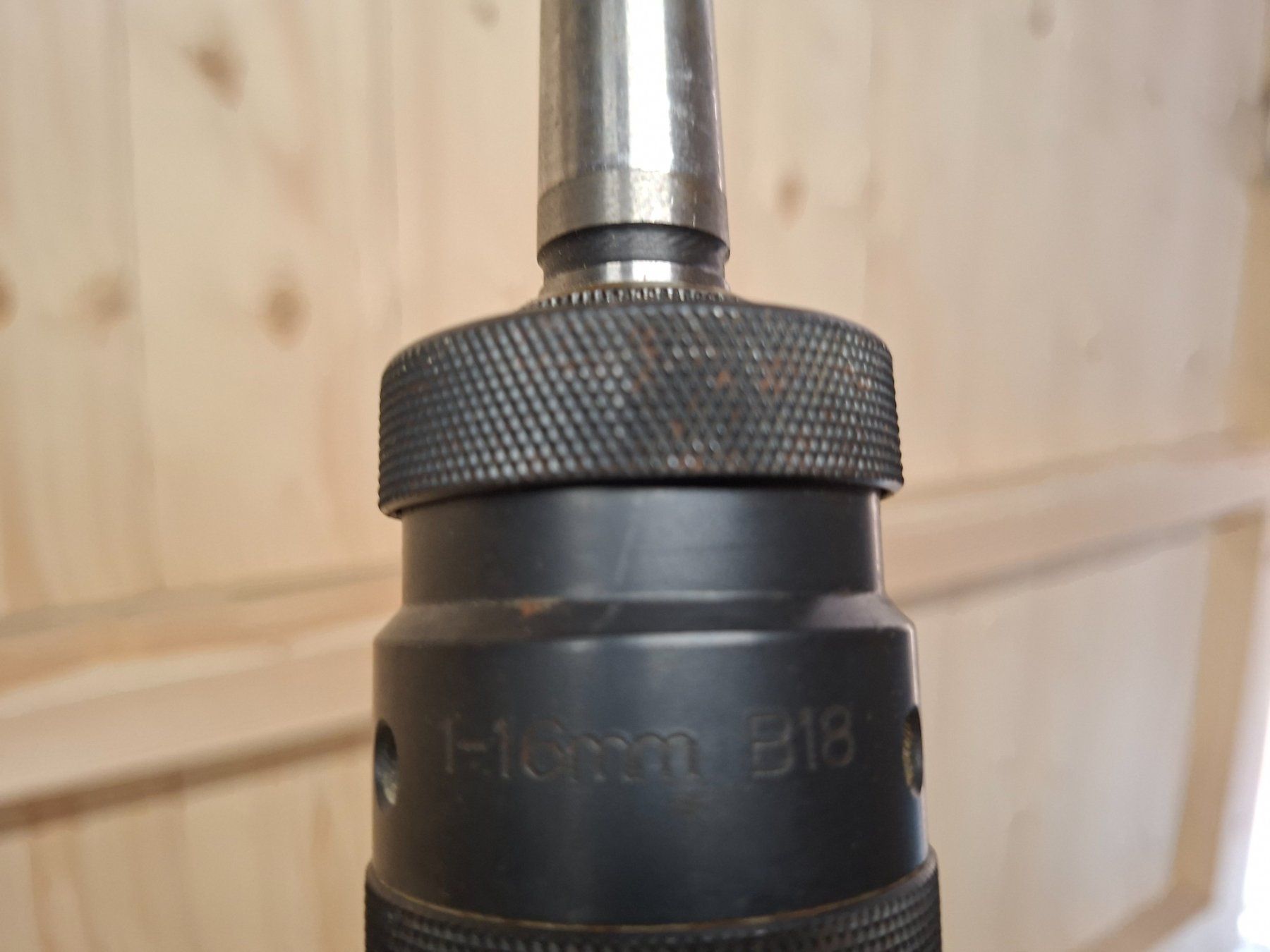 Tutti gli attrezzi: Schnellspann-Bohrfutter 1-16 mm – Usato da Niederuzwil venduto da Dakitiki 1