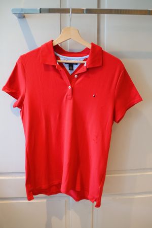 Rotes Tommy Hilfiger Poloshirt