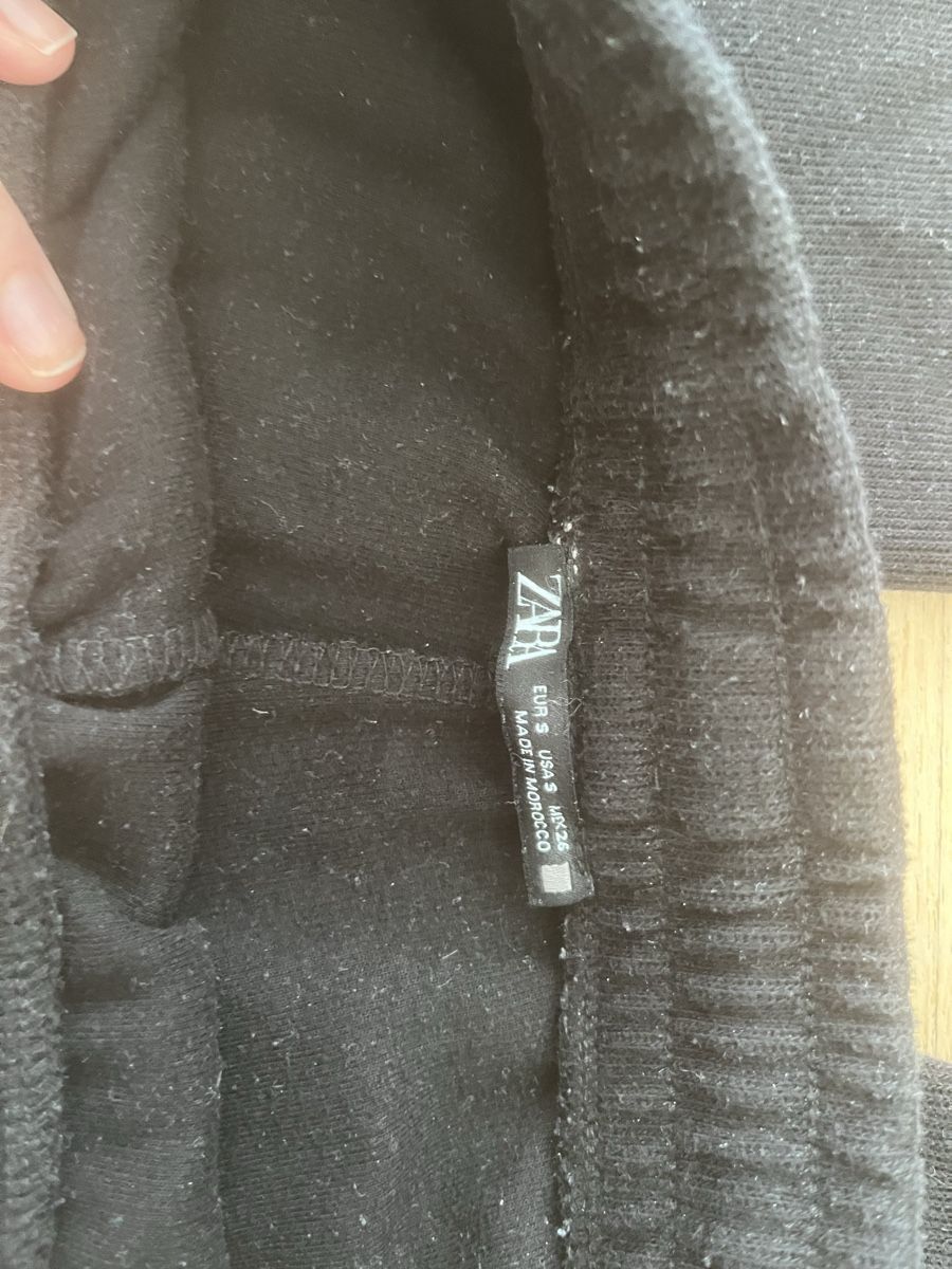 Zara Pantaloni: Zara pants, black  – Usato da Zürich venduto da ros_n8lm 4