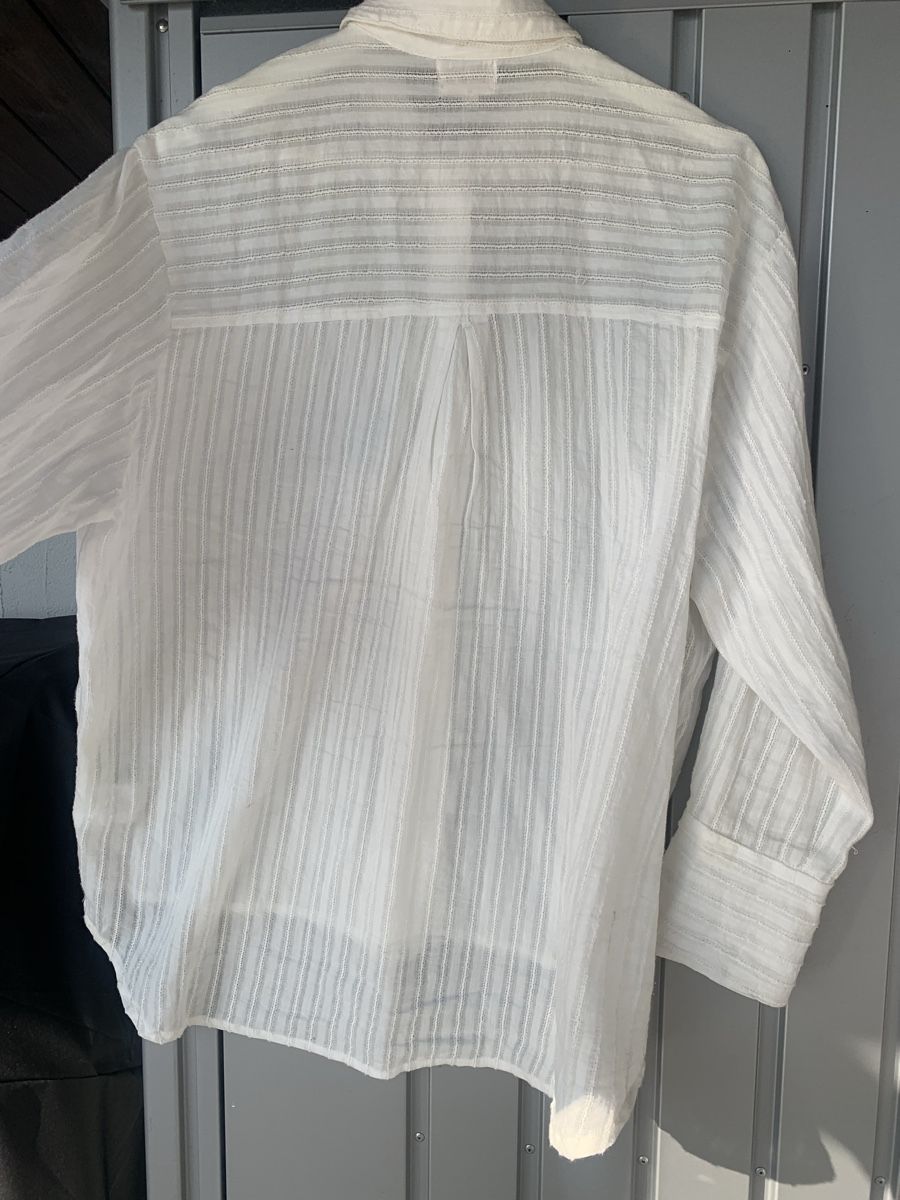 Globus Camicette: Bluse mit schönen Strasssteinen – Usato da Zürich venduto da renba1 4