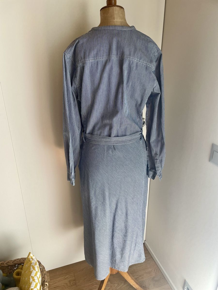 Kleider: Lässiges Langarmkleid Grösse M blau gestreift – Gebraucht aus Oberwil BL von another-day-of-sun 4