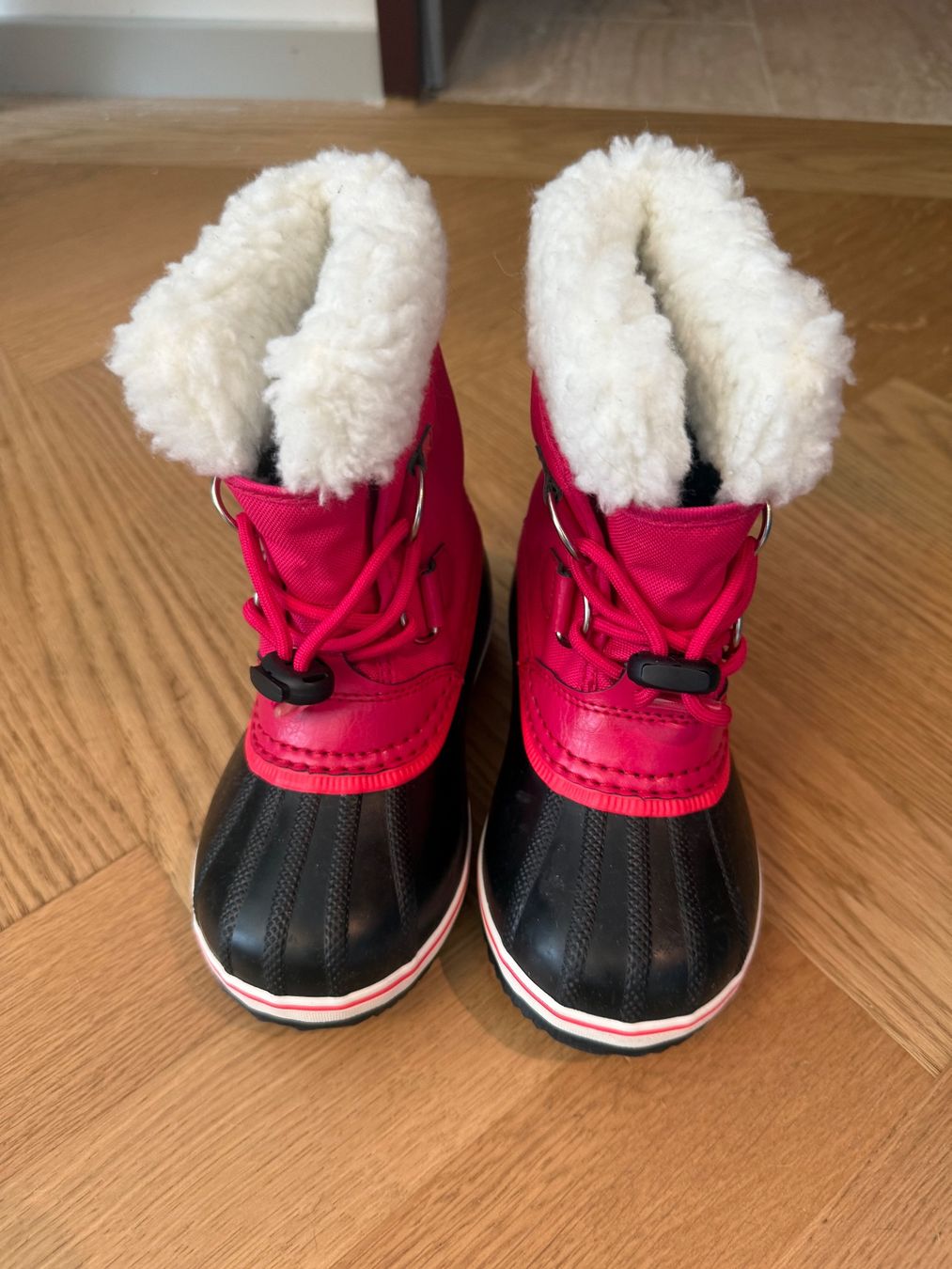 Sorel Schuhe für Jungen: Sorel Schuhe – Gebraucht aus Küsnacht von emch125 1