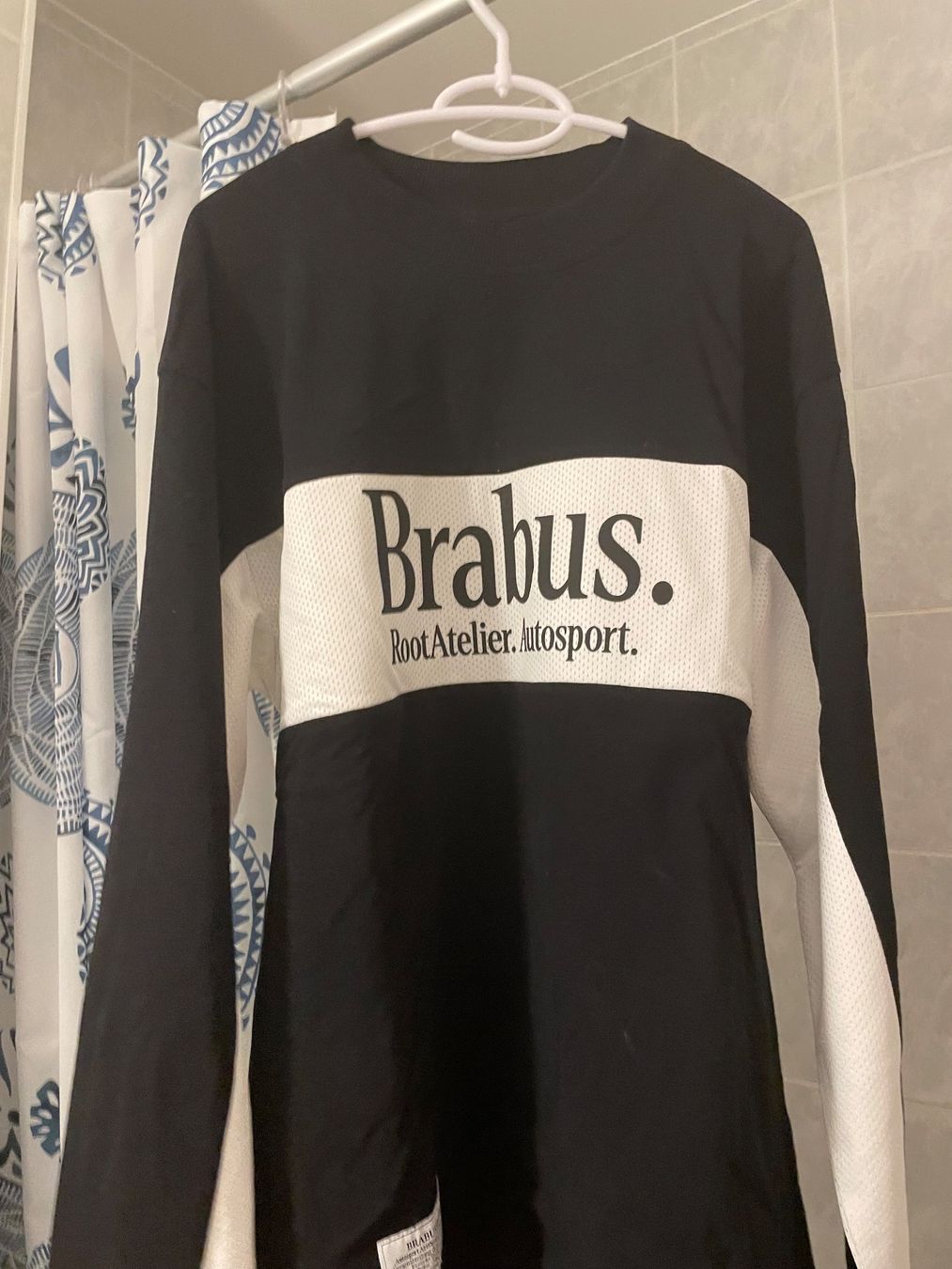 T-shirt: Root Atelier x BRABUS Icon Long Sleeve, Size M – Usato da Nyon venduto da vallon_p38