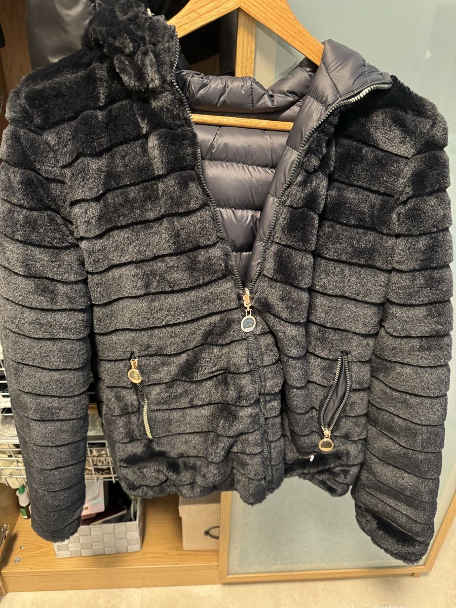 Vestes: Jacke – Neuf avec emballage d'origine à Dottikon par RomanVer