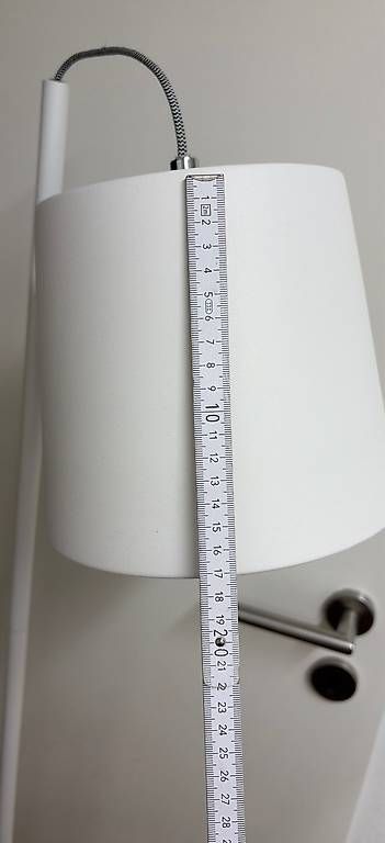 Lampes: Stehlampe weiss ca152cm  Nordic  – D'occasion à Hinterforst par moliki 1