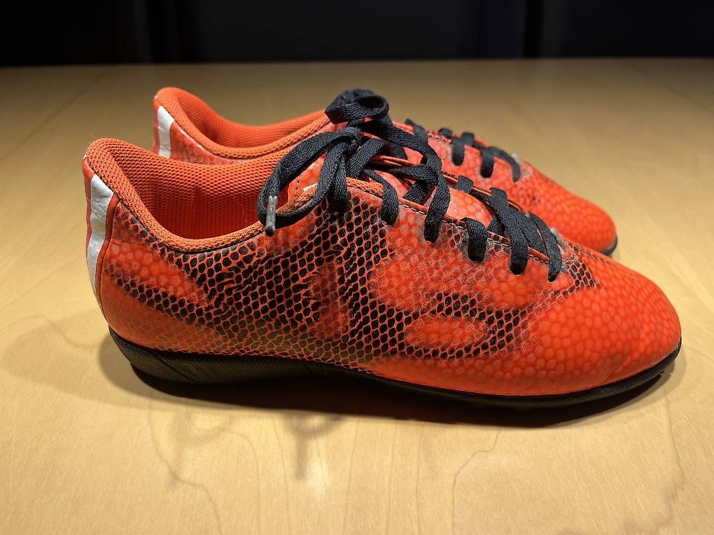 Adidas Scarpe da uomo: Adidas Fussballschuhe – Usato da Meikirch venduto da Mariamole 1