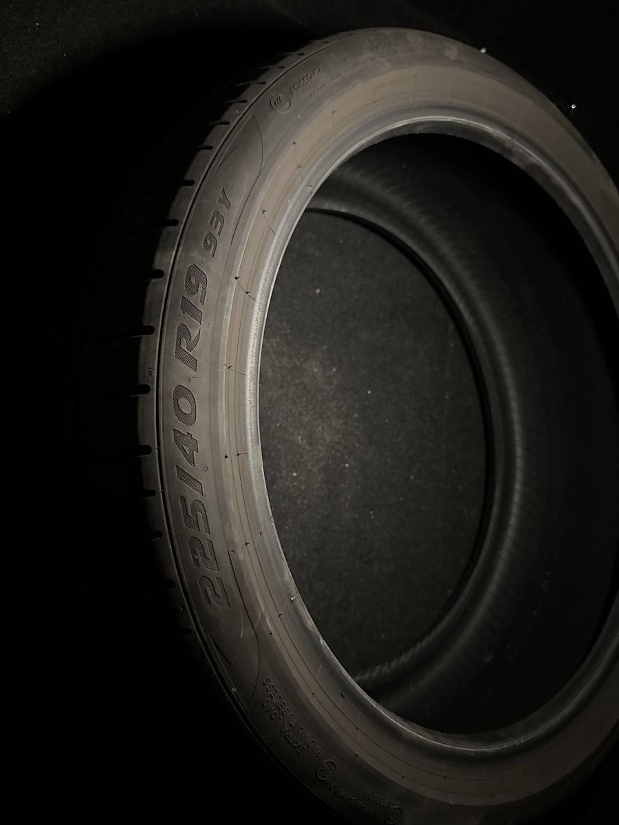 Pneumatici & Ruote complete: Pirelli P Zero 225/40/R19 93Y – Usato da St. Gallen venduto da m.gdl