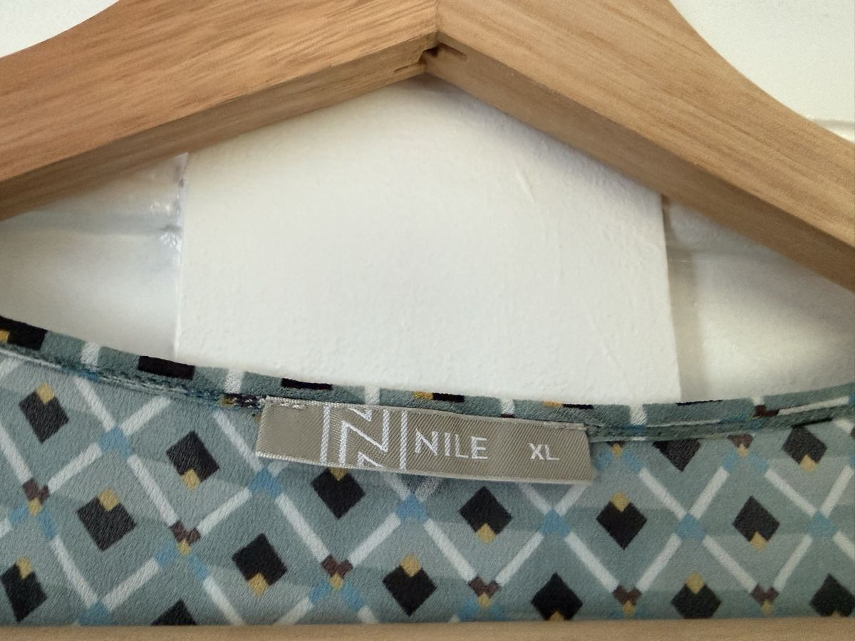 Blusen: Kurzarm-Bluse Nile XL – Gebraucht aus Safenwil von Empez 3