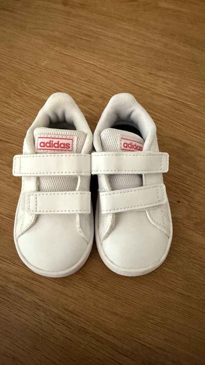 Scarpe per ragazzi: Adidas enfant taille 20 – Nuovo e nell'imballaggio originale da Gollion venduto da sophie91 2