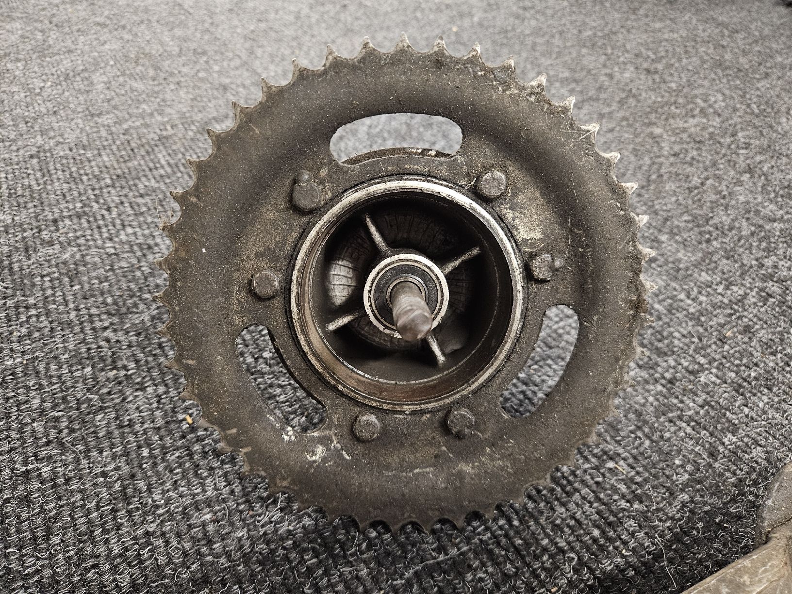 Puch Pièces pour mobylette: Puch Hinterradnabe Gussfelge – D'occasion à Mellingen par Mech-Service 4