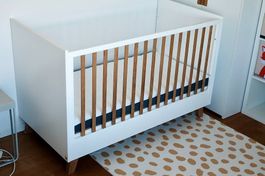 hochwertiges Kinderbett in super Zustand (weiss/eiche)