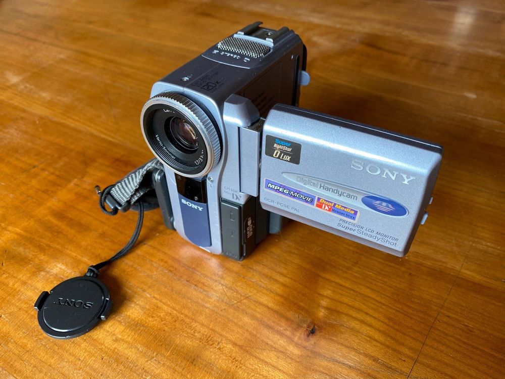 Sony Handycam DCRPC9E Mini DV Kaufen auf Ricardo